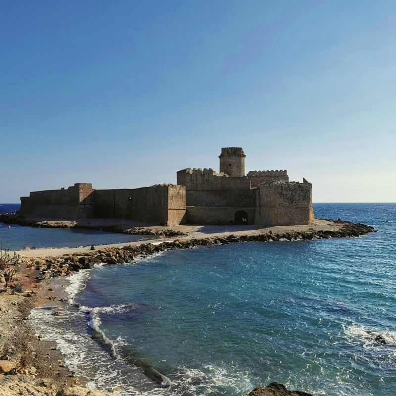 Le Castella